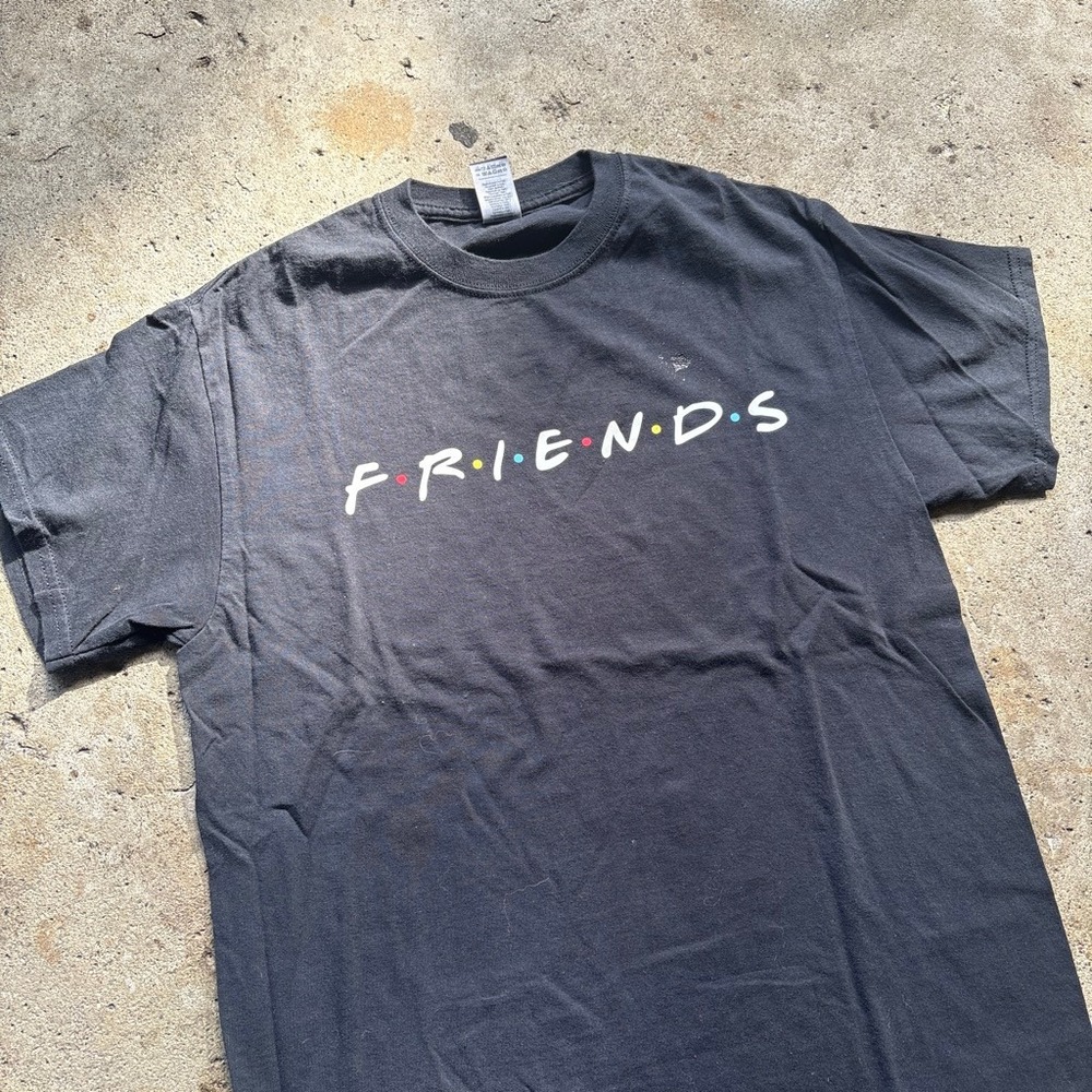 Gildan Friends The One Where Felicia & Bill Turn Thirty Graphic T-Shirt Black M
